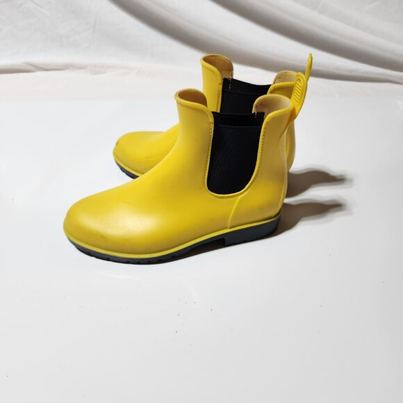 Girls' Yellow Rubber Rain Boots – Size 2 - Picture 4 of 9